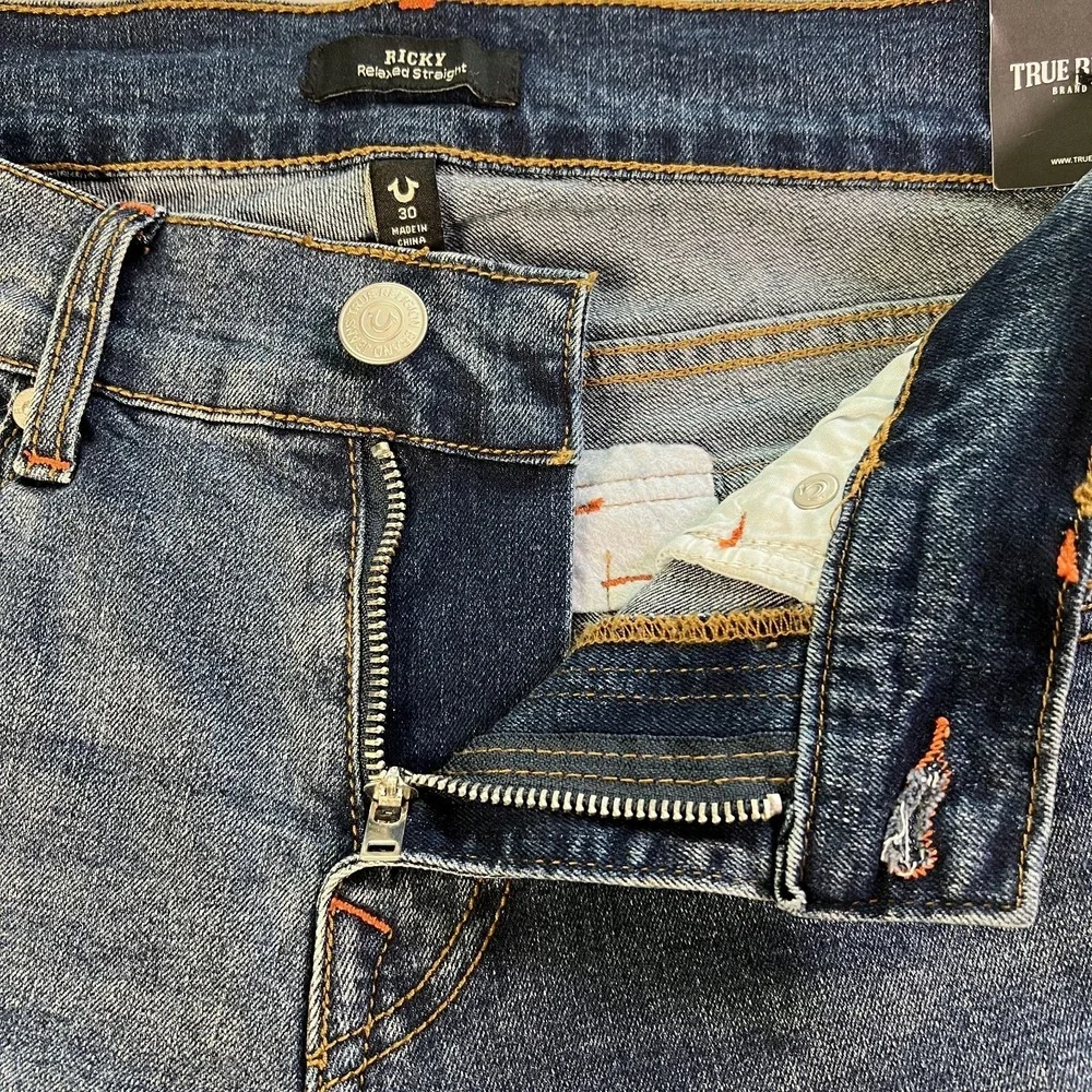 TRUE RELIGION Ricky Relaxed Straight Snap Flap Jean Mens 30/34 (READ) 700644 NWT